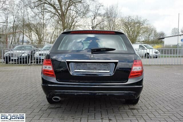 Gebraucht Mercedes C220 170 PS (125 kW) 2012 Schwarz Kombi