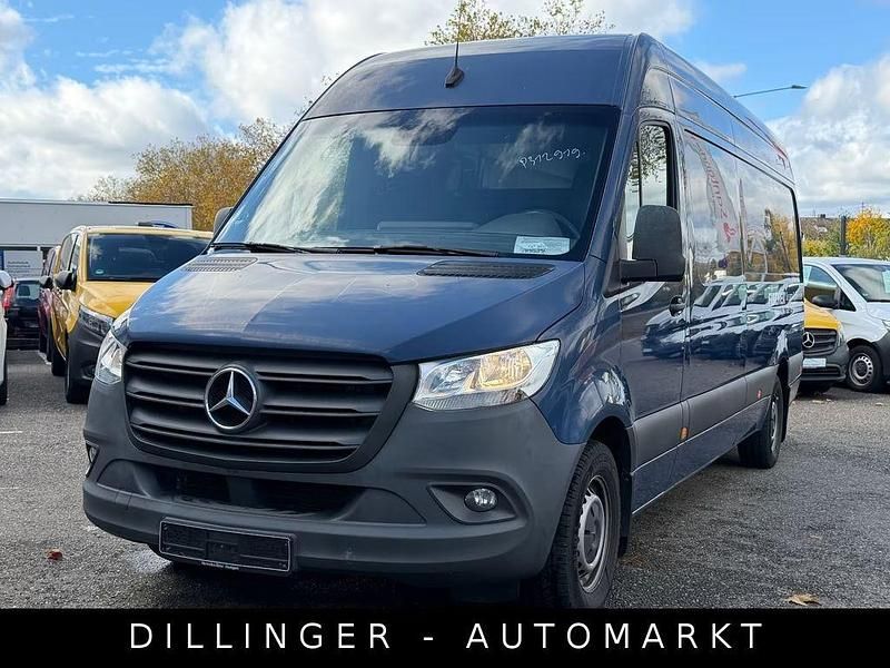 Blau Gebraucht 2020 Mercedes Sprinter Van | 19.890 € (Guter Preis) - Bild 1/4