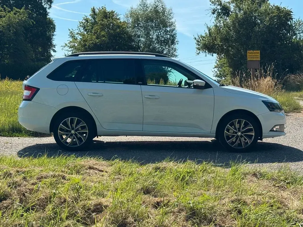 Gebraucht Skoda Fabia 110 PS (80 kW) 2016 Laserweiss Kombi