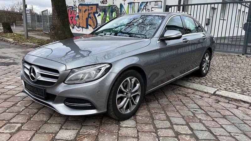 Gebraucht Mercedes C200 184 PS (135 kW) 2014 Silber Limousine