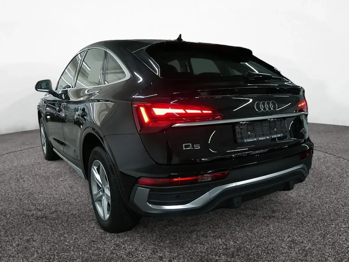 Gebraucht Audi Q5 Sportback S-Line 204 PS (150 kW) 2022 Schwarz SUV
