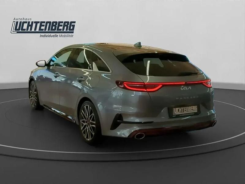 Gebraucht Kia ProCeed GT 150 PS (110 kW) 2024 Silber Kombi