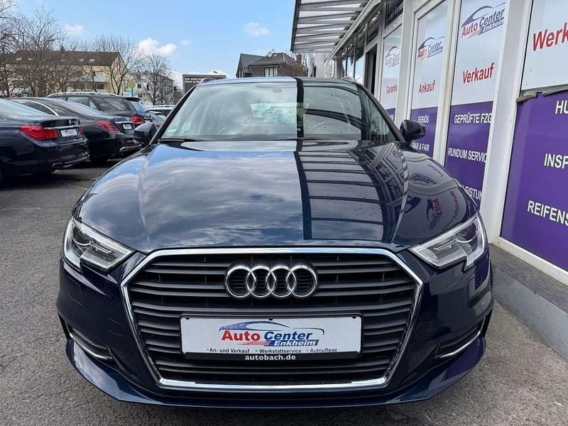 Gebraucht Audi A3 Design 116 PS (85 kW) 2017 Blau Limousine