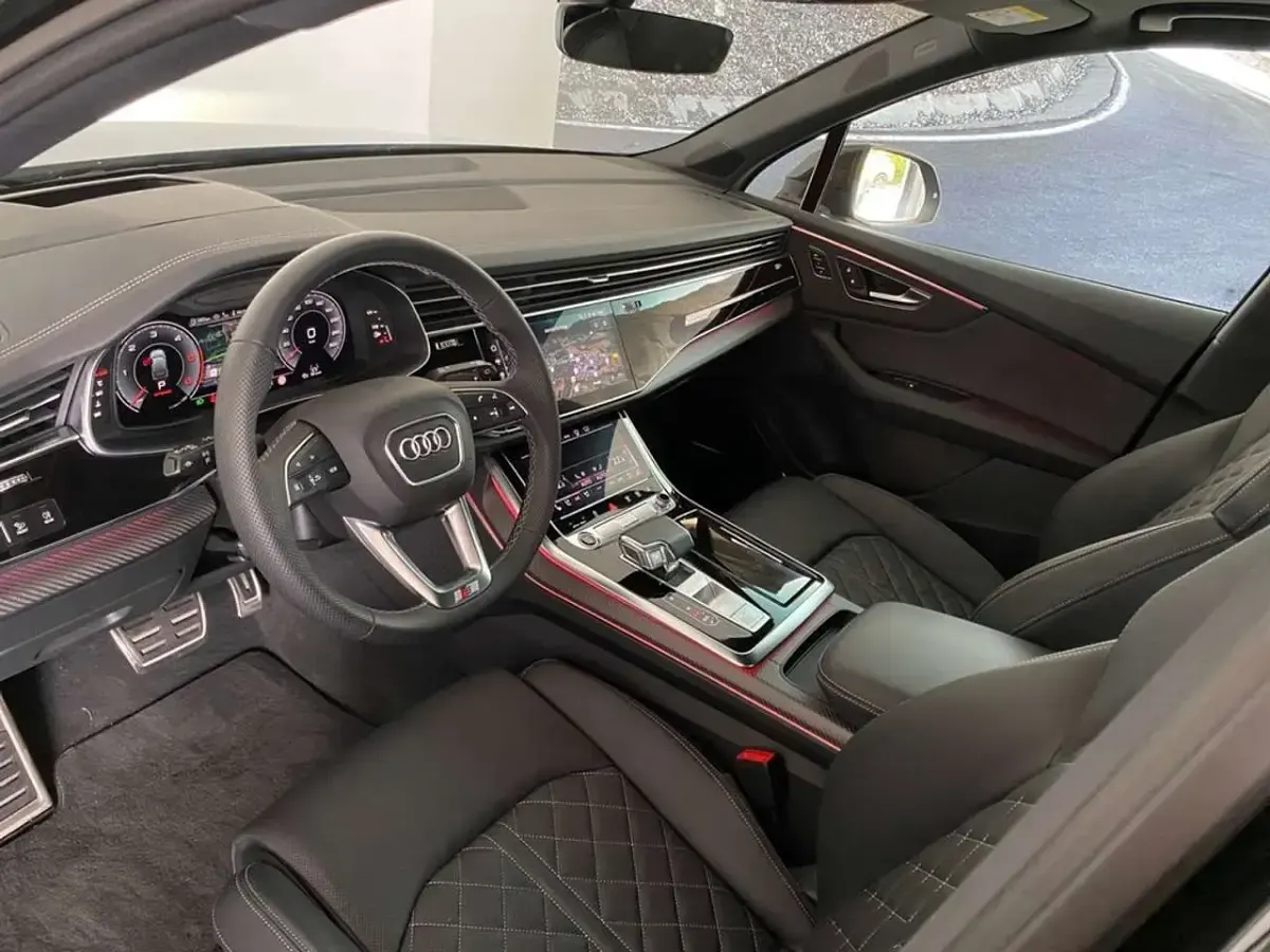 Gebraucht Audi Q7 S-Line 286 PS (210 kW) 2025 Mythosschwarz metallic SUV