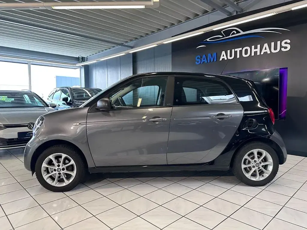 Gebraucht Smart ForFour Passion 71 PS (52 kW) 2017 Schwarz Kleinwagen