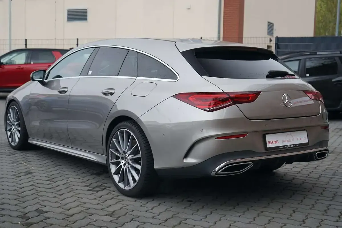 Gebraucht Mercedes CLA250 AMG line 224 PS (164 kW) 2020 Grau Coupé