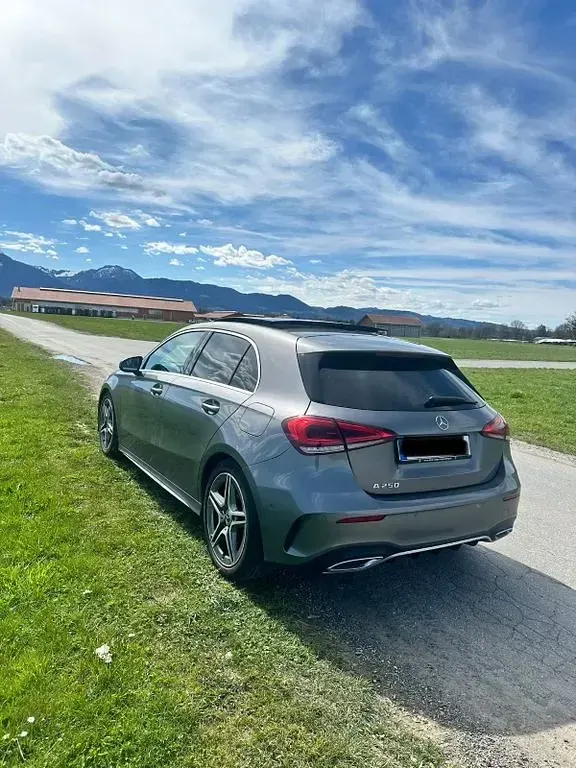 Gebraucht Mercedes A250 224 PS (164 kW) 2020 Grau Limousine