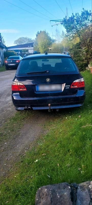 Second-hand BMW 525 177 CP (130 kW) 2004 Albastru Break