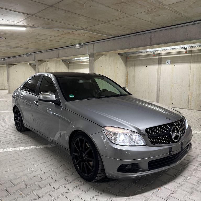 Grau Gebraucht 2007 Mercedes C200 Classic Limousine | 3.999 € (Superpreis) - Bild 1/4