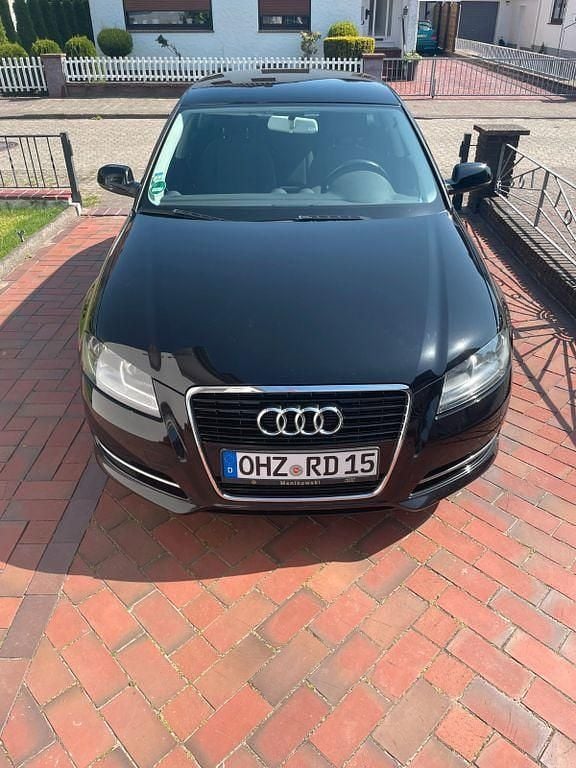 Schwarz Gebraucht 2010 Audi A3 Sportback Limousine | 5.800 € (Superpreis) - Bild 1/4