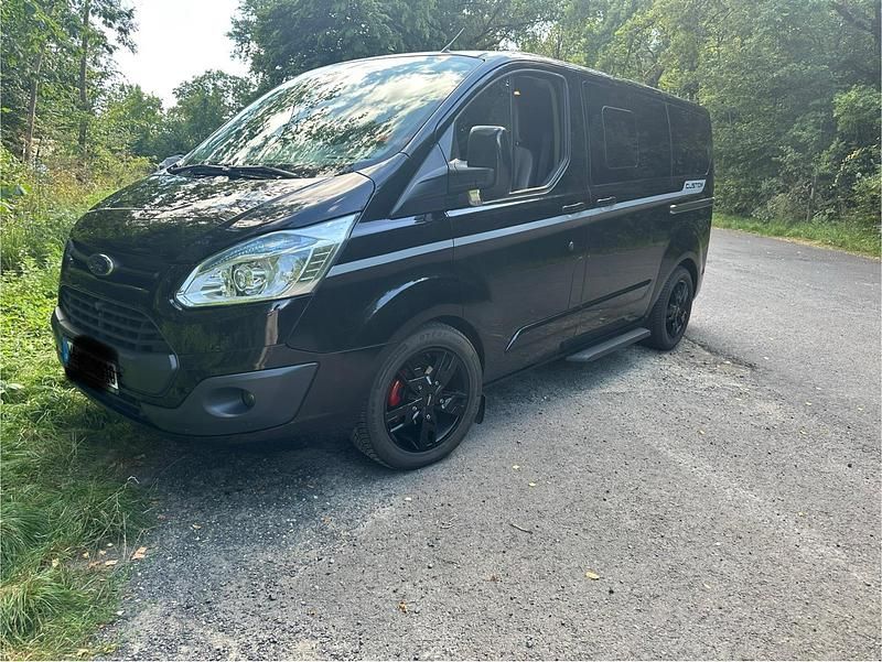 Schwarz Gebraucht 2013 Ford Tourneo Custom Titanium Van / Kleinbus | 14.500 € (Guter Preis) - Bild 1/4