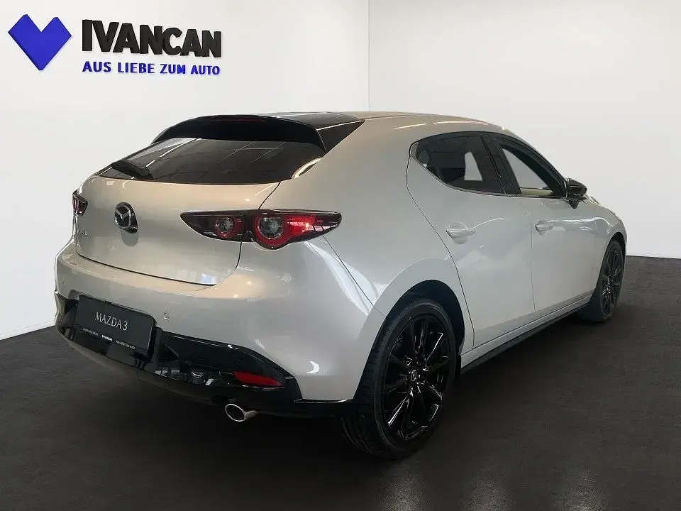Neu Mazda 3 Homura-Line 140 PS (102 kW) 2025 Ceramic Limousine