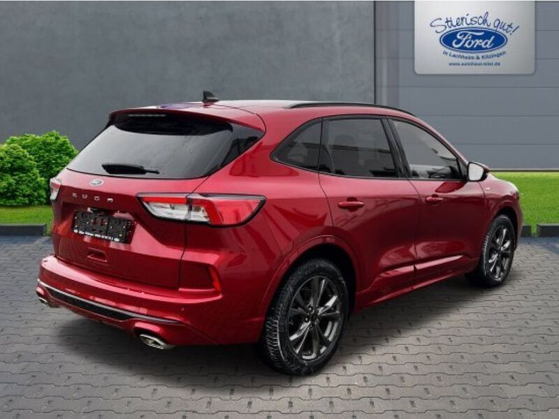 Gebraucht Ford Kuga ST-Line 150 PS (110 kW) 2021 Grau (metallic) SUV