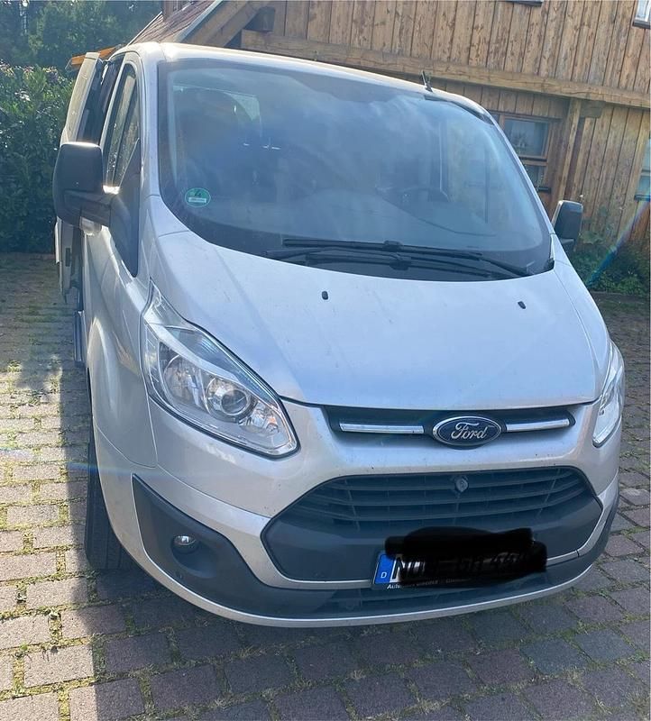 Silber Gebraucht 2016 Ford Tourneo Custom Van / Kleinbus | 24.000 € - Bild 1/4