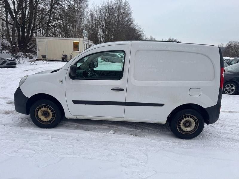 Gebraucht Renault Kangoo Rapid Extra 68 PS (50 kW) 2011 Weiß Van / Kleinbus