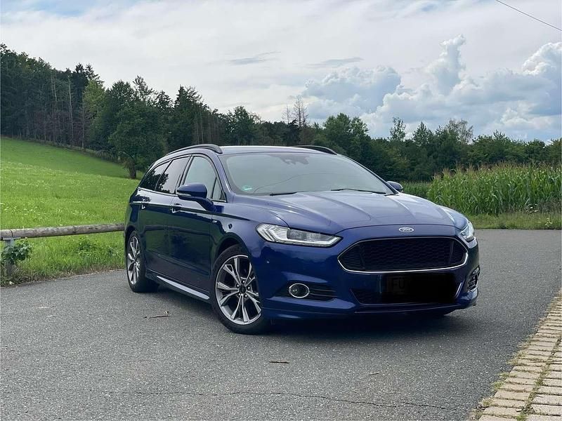 Gebraucht Ford Mondeo ST-Line 179 PS (131 kW) 2018 Blau Kombi