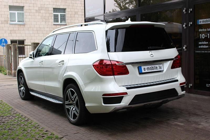 Gebraucht Mercedes GL350 258 PS (189 kW) 2015 Weiß SUV