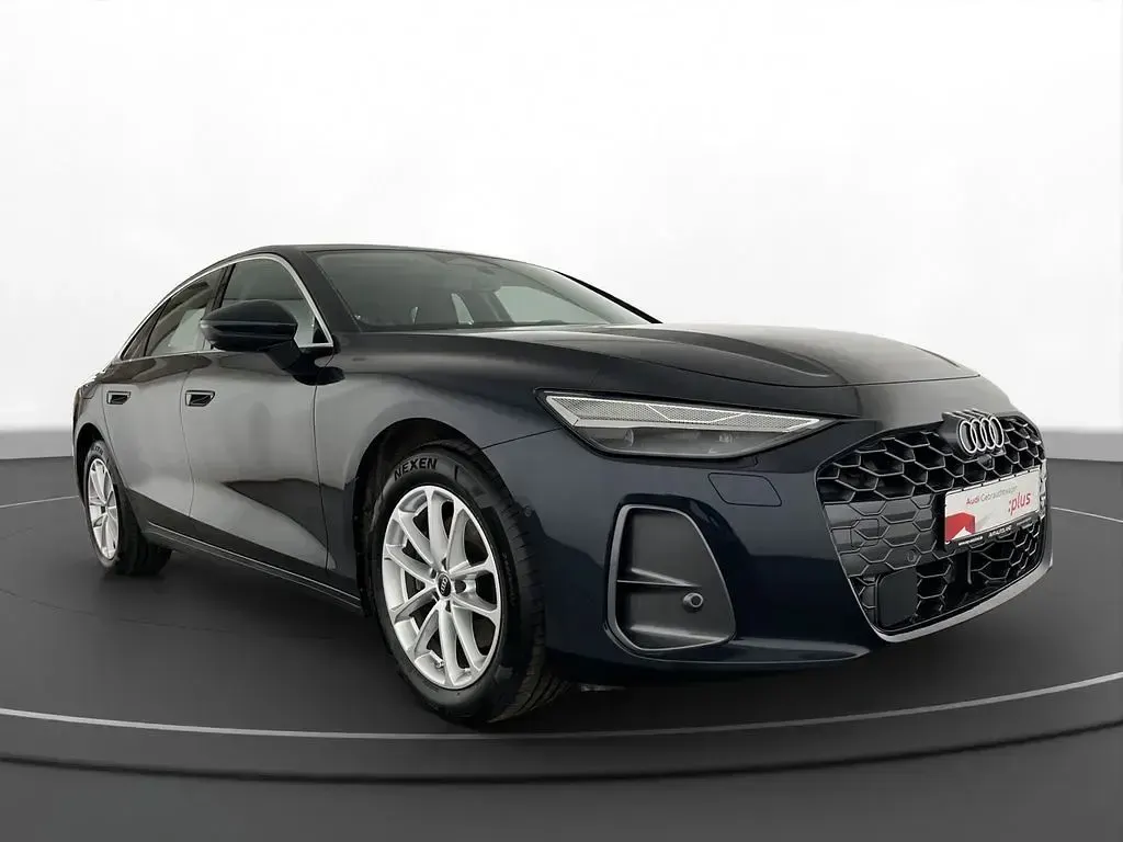 Gebraucht Audi A6 Comfort 204 PS (150 kW) 2025 Firmamentblau Limousine