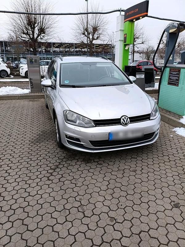 Gebraucht VW Golf VII 105 PS (77 kW) 2014 Silber Kombi