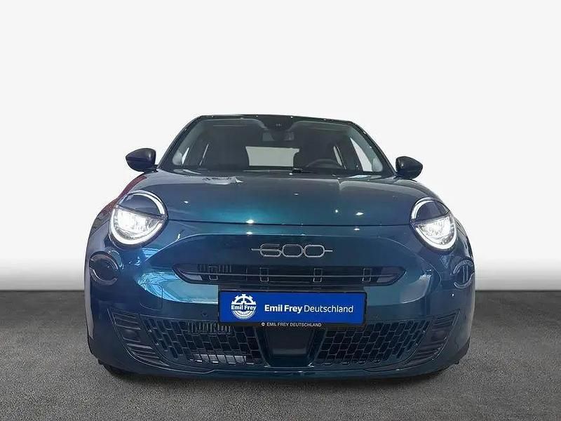 Neu Fiat 600 101 PS (74 kW) 2025 Mare grün Limousine