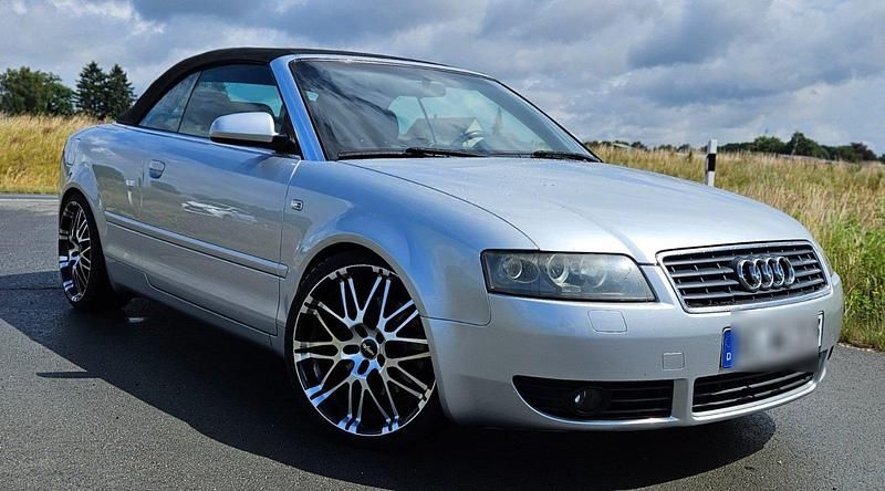Silber Gebraucht 2003 Audi A4 Cabriolet Cabrio | 4.450 € (Fairer Preis) - Bild 1/4