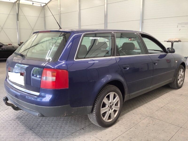 Gebraucht Audi A6 165 PS (121 kW) 2000 Blau Kombi