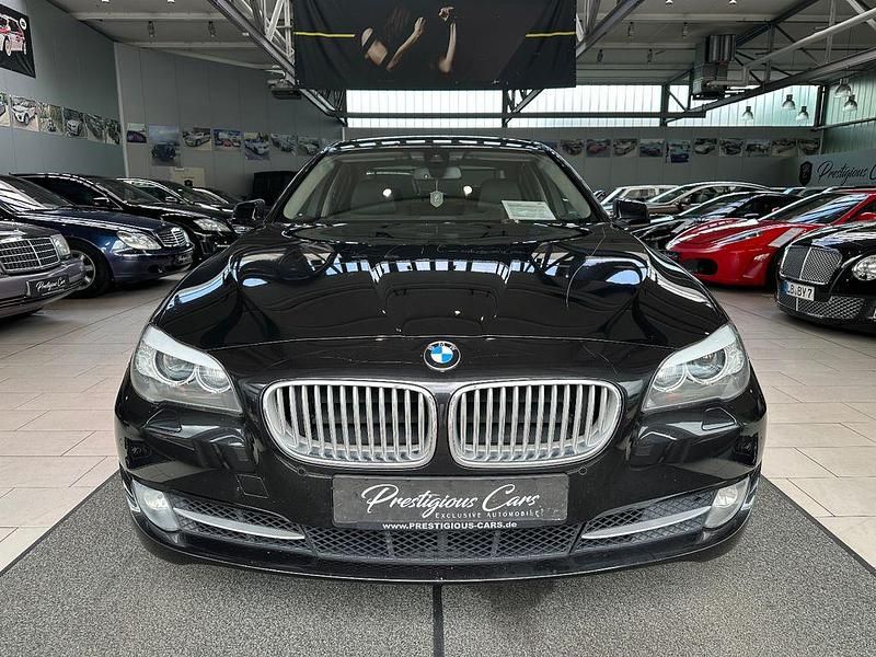 Schwarz Gebraucht 2013 BMW ActiveHybrid 5 Sport Line Limousine | 19.949 € - Bild 1/4