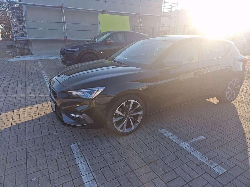 Second-hand Seat Leon FR 150 CP (110 kW) 2020 Negru Hatchback