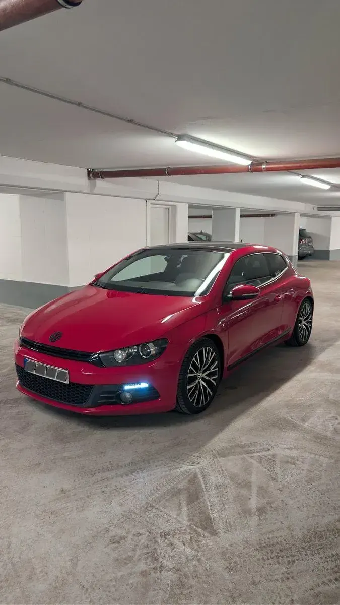 Używany VW Scirocco Life 122 KM (89 kW) 2014 Czerwony Coupe