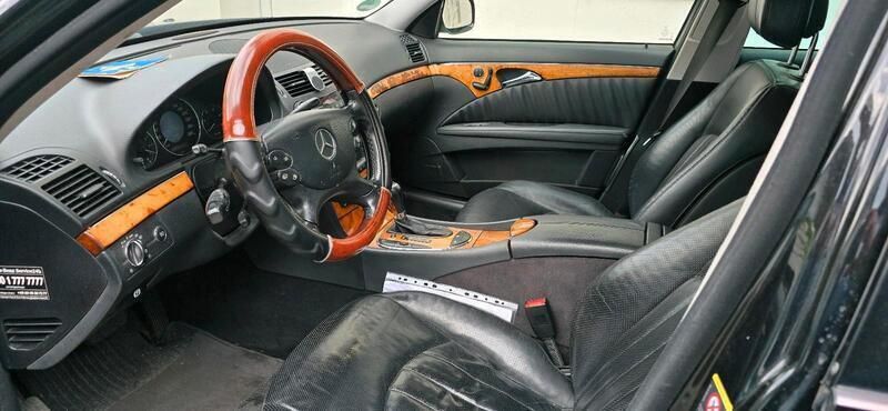 Schwarz Gebraucht 2007 Mercedes E320 Kombi | 4.020 € (Guter Preis) - Bild 1/4