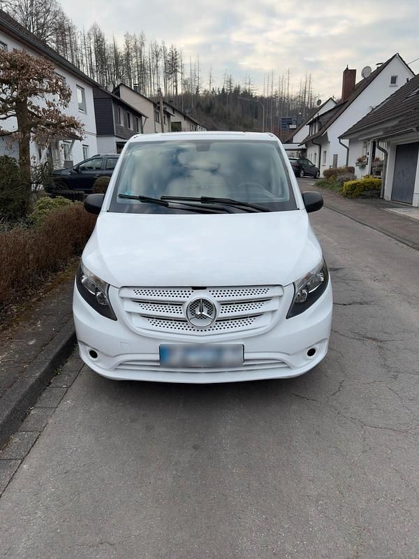 Gebraucht Mercedes Vito 163 PS (119 kW) 2016 Weiß Van