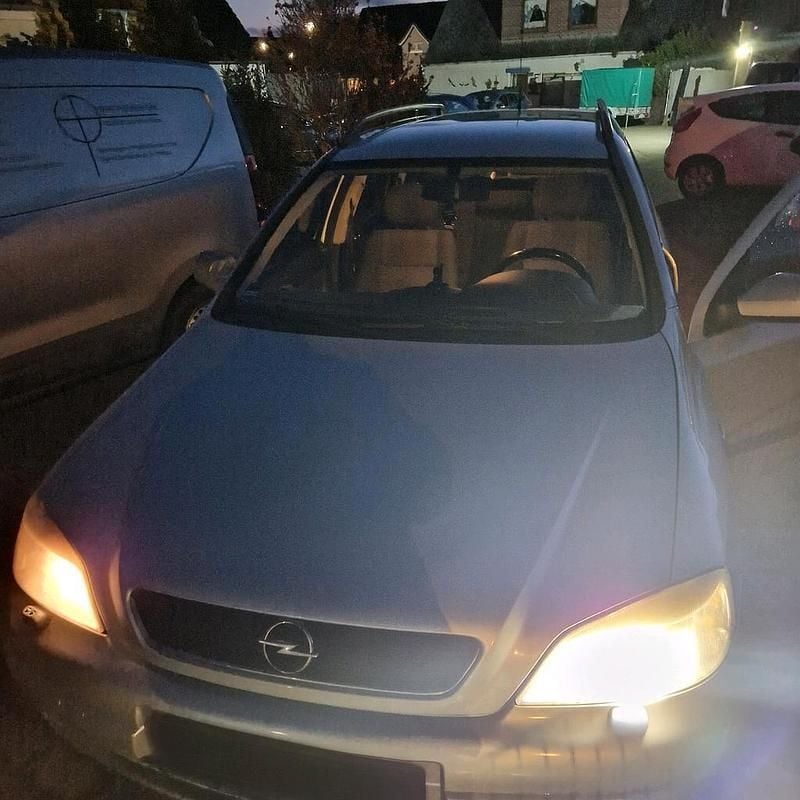 Silber Gebraucht 2000 Opel Astra Kombi | 1.200 € (Superpreis) - Bild 1/4