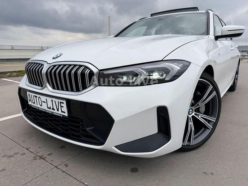 Weiß Gebraucht 2022 BMW 330 M Sport Limousine | 33.990 € (Fairer Preis) - Bild 1/4