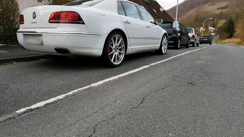 Gebraucht VW Phaeton 334 PS (245 kW) 2015 Weiß Limousine