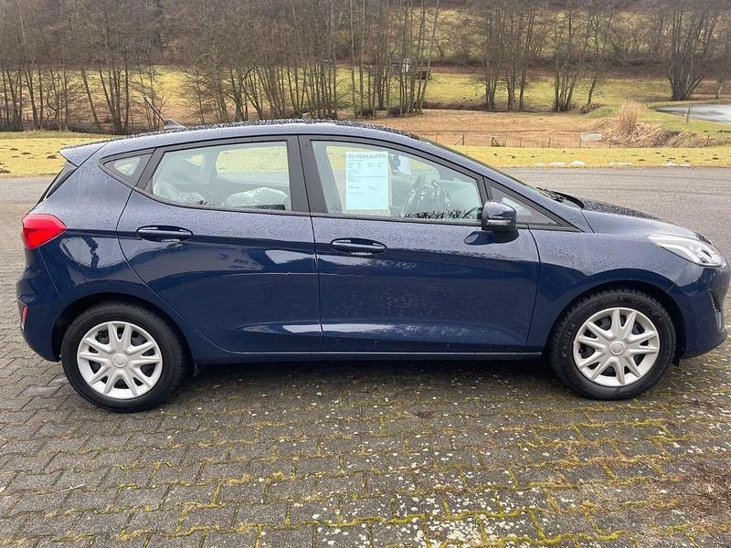 Gebraucht Ford Fiesta Trend 95 PS (69 kW) 2020 Blau Kleinwagen