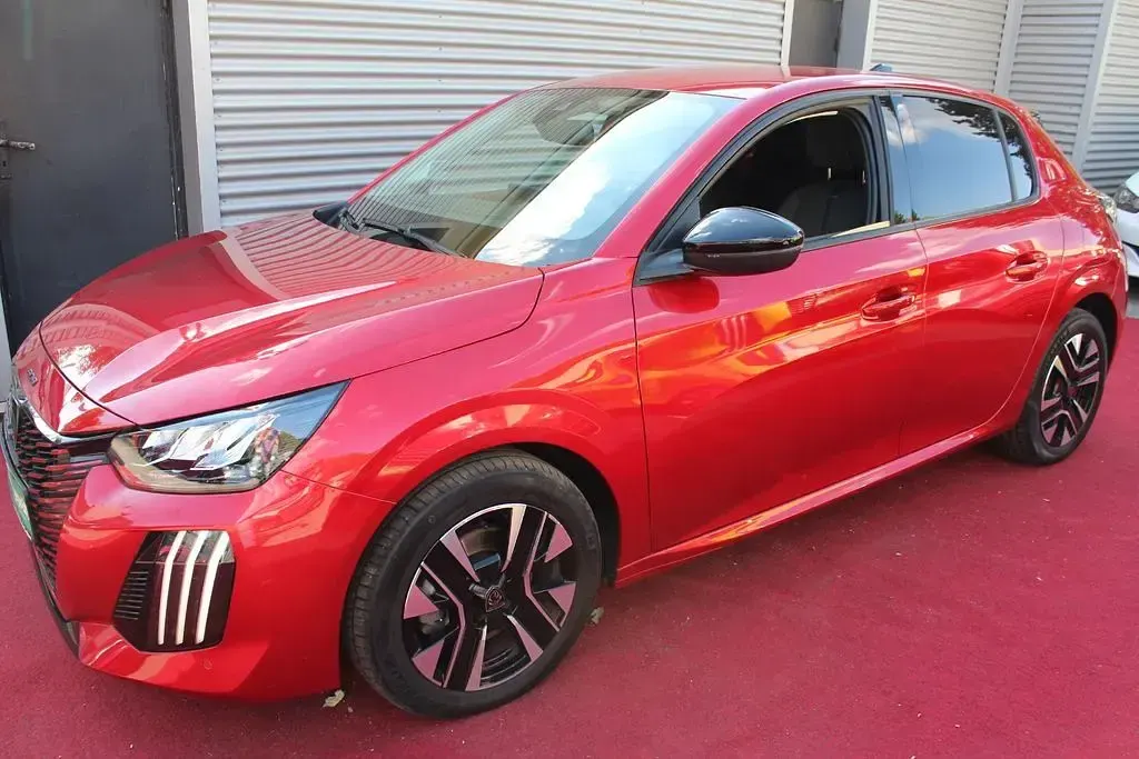 Gebraucht Peugeot 208 Allure 101 PS (74 kW) 2024 Rot Kleinwagen