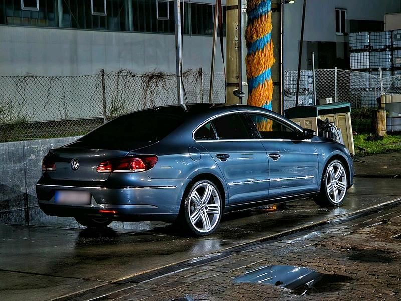 Gebraucht VW CC 170 PS (125 kW) 2012 Limousine