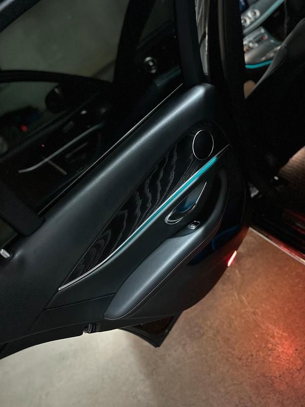 Gebraucht Mercedes E300 245 PS (180 kW) 2018 Schwarz Limousine