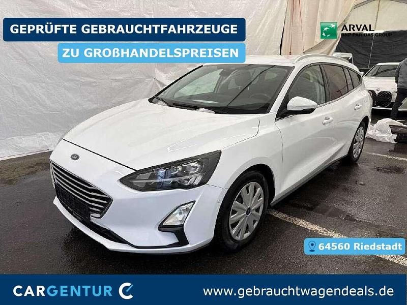 Gebraucht Ford Focus Cool & Connect 150 PS (110 kW) 2021 Frozen white Kombi