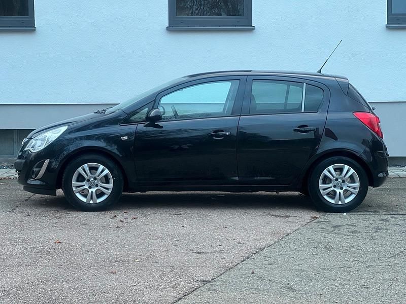 Gebraucht Opel Corsa Satellite 87 PS (63 kW) 2012 Schwarz Kleinwagen