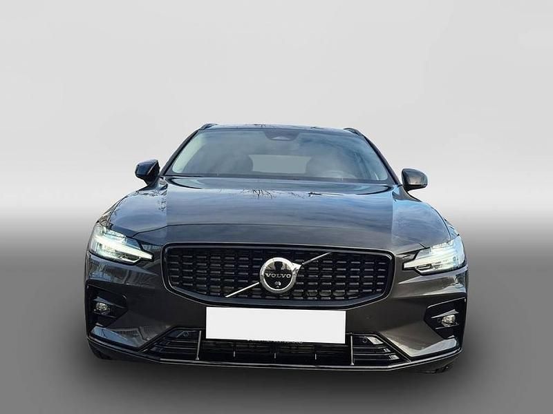 Gebraucht Volvo V60 Plus 197 PS (144 kW) 2025 Grau Kombi