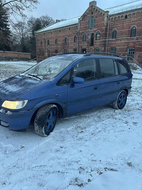 Gebraucht Opel Zafira Elegance 125 PS (91 kW) 2002 Blau Van / Kleinbus
