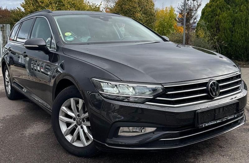 Gebraucht VW Passat Business 150 PS (110 kW) 2020 Grau Limousine