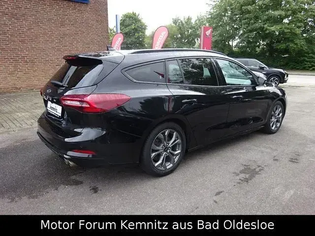 Gebraucht Ford Focus ST-Line 155 PS (114 kW) 2024 Schwarz Limousine