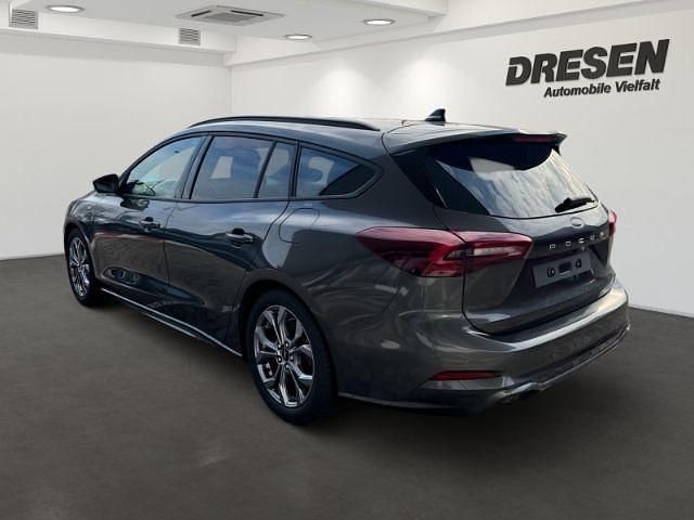 Gebraucht Ford Focus ST-Line X 116 PS (85 kW) 2025 Grau Limousine