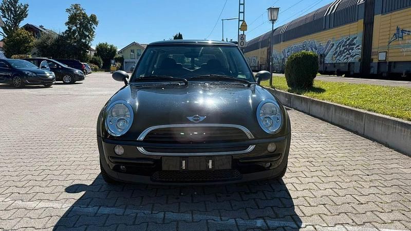Usado Mini ONE 90 HP (66 kW) 2002 Preto Citadino