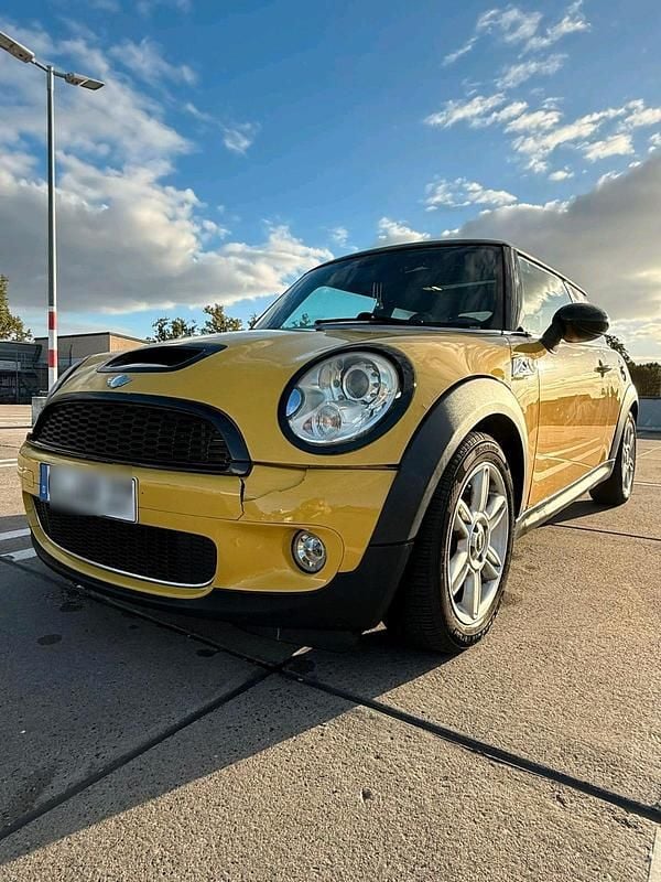 Gelb Gebraucht 2007 Mini Cooper S Kleinwagen | 2.750 € (Superpreis) - Bild 1/4