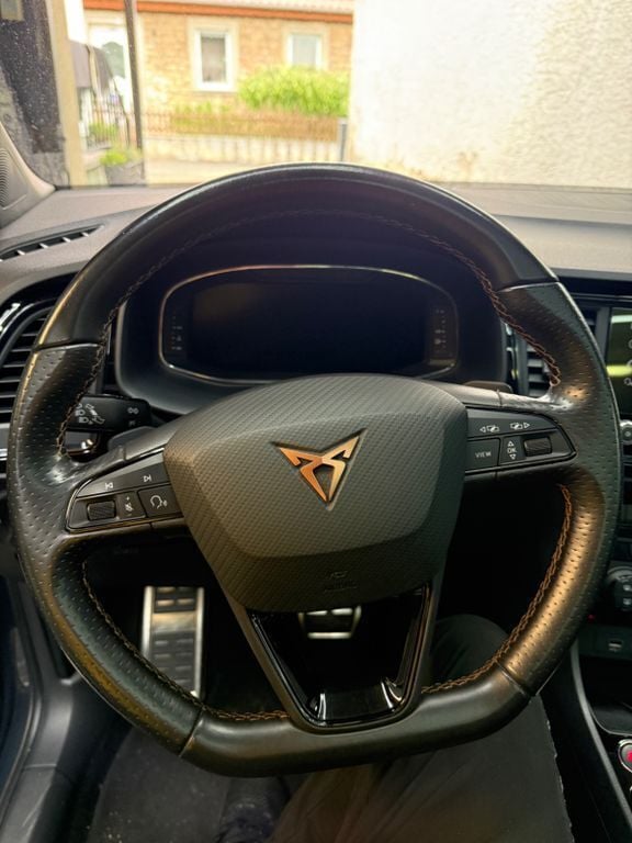 Grau Gebraucht 2020 Cupra Ateca Limited Edition SUV | 24.400 € (Superpreis) - Bild 1/4