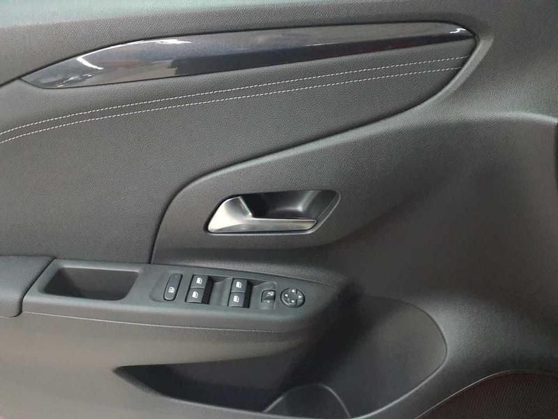 Gebraucht Opel Corsa 101 PS (74 kW) 2024 Kardio rot metallic Kleinwagen