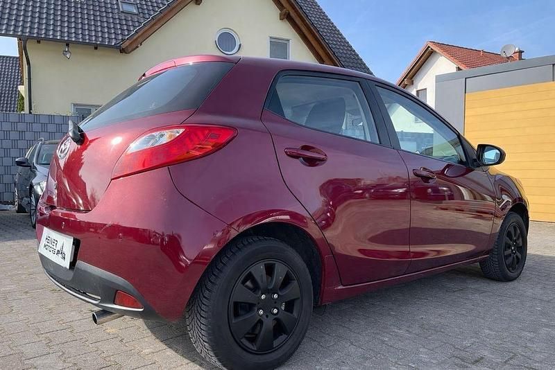 Gebraucht Mazda 2 Active 84 PS (61 kW) 2012 Rot Kleinwagen